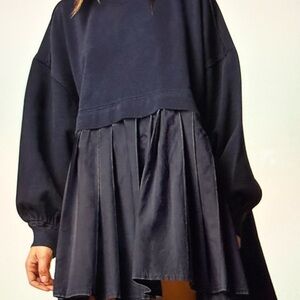 AMAZON Black oversized sweatshirt dress